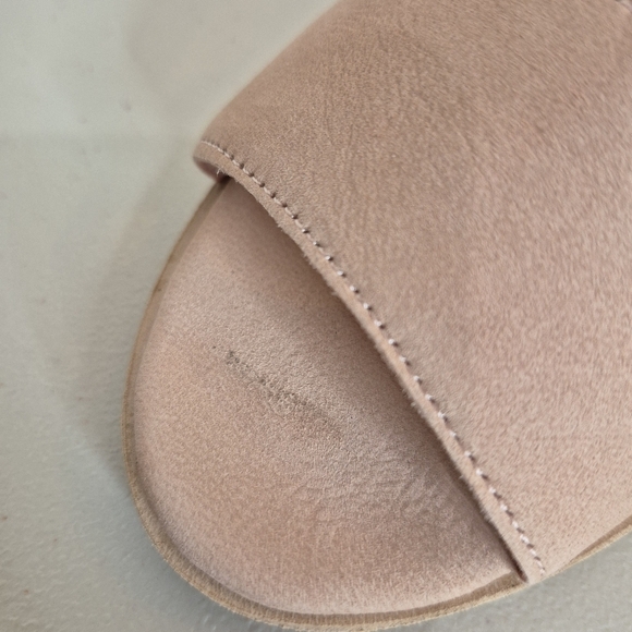 Eileen Fisher Doe Heeled Sandal  - Size 7 - Picture 12 of 12